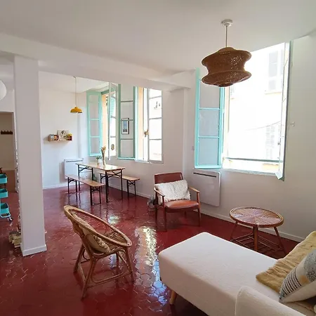 Appartement Bright With Balcony In *