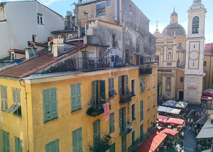 דירה Bright With Balcony In ניס